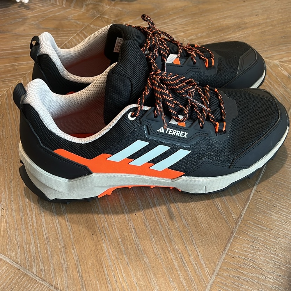 adidas Black and Orange Men’s Rain & Snow Boots - Picture 2 of 6